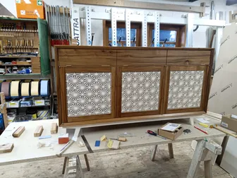 Kleinerer Schrank